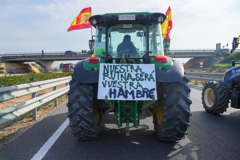 Imagen de archivo de un tractor en una de las protestas de la pasada semana