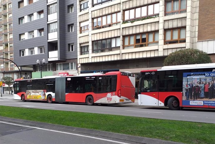 Archivo - Autobuses de Emtusa (Gijón)