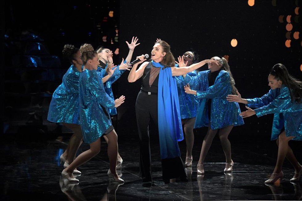 La cantante Ana Belén durante la gala de la 38 edición de los Premios Goya 