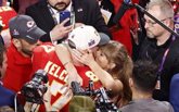 Foto: Los mejores memes de la Super Bowl 2024: El beso de Taylor Swift y Travis Kelce, Usher... y más