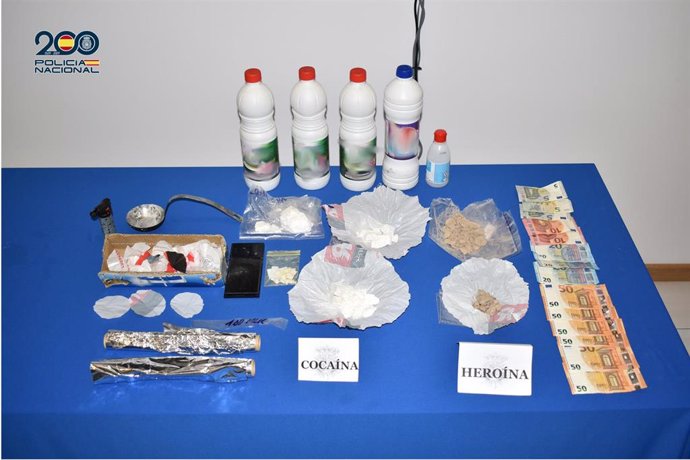 Detenidas 11 personas dedicadas al tráfico y elaboración de droga en una 'narcovivienda' en Ibiza