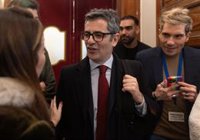 Bolaños confirma que el Gobierno trabaja ya con expertos para proteger a los menores de la "epidemia" del porno online