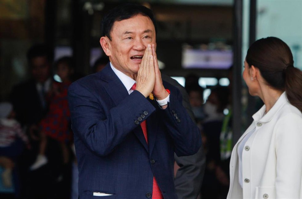 Archivo - El ex primer ministro de Tailandia Thaksin Shinawatra