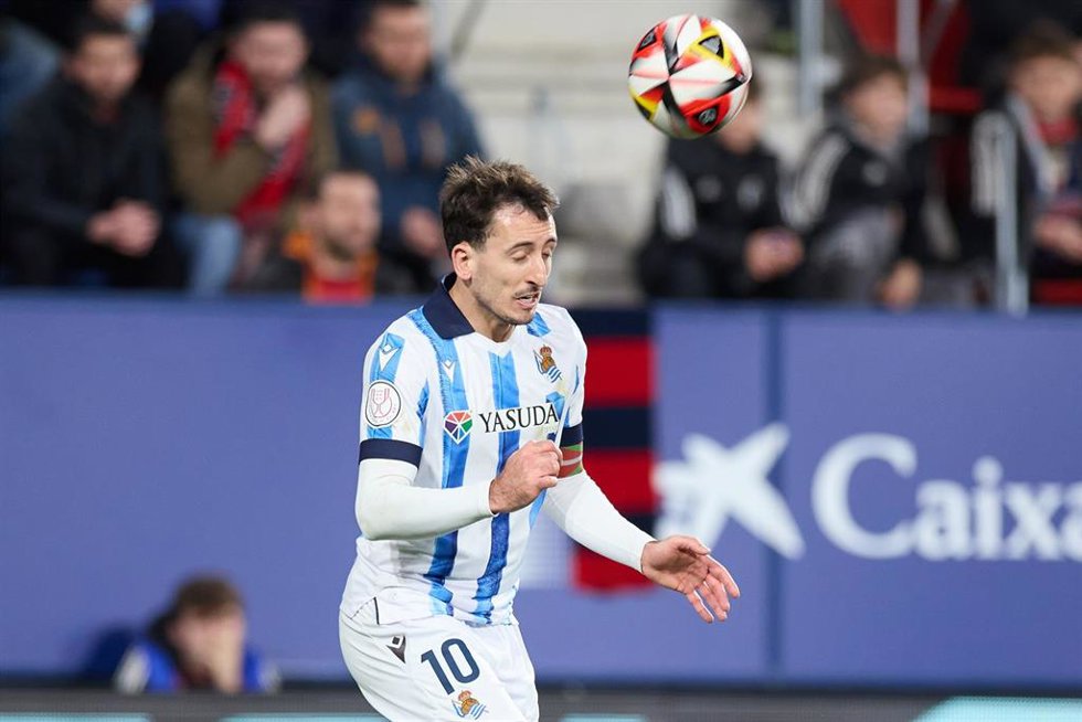 Mikel Oyarzabal durante un partido de la Real Sociedad
