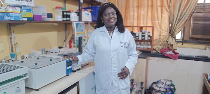 Francisca Iziegbe Okungbwa, del Departamento de Biología & Biotecnología Vegetal de la Universidad de Benin en Nigeria.