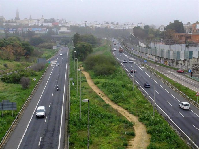 La Junta adjudica el carril BUS-VAO del Aljarafe entre el PISA y la Autovía de Coria? por 15 millones.
