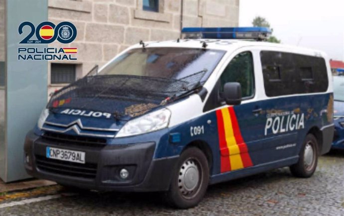 Archivo - Coche de Policía Nacional