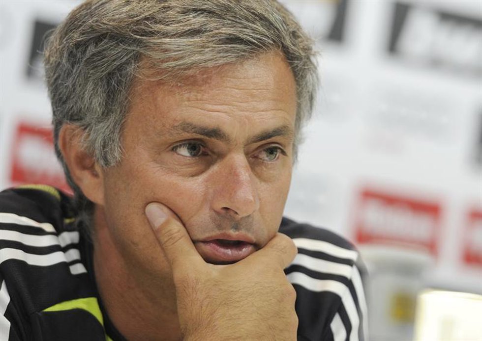 Archivo - El ex entrenador del Real Madrid José Mourinho