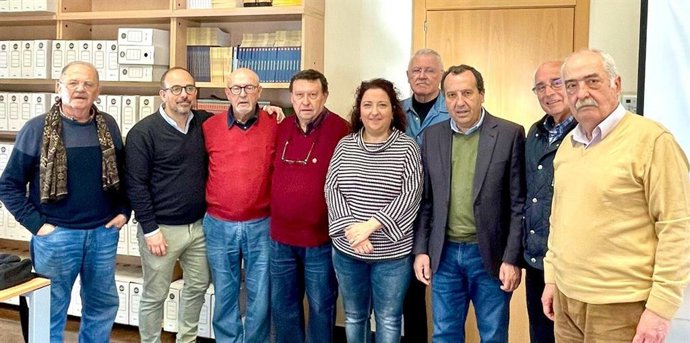 Los representantes del PSOE y de los sindicatos CCOO y UGT que han participado en la reunión.