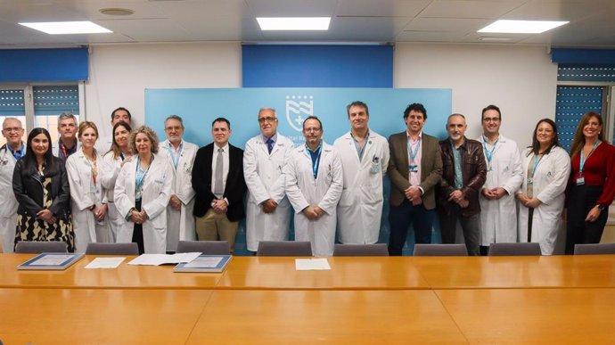 Las unidades de Reumatología y de Cirugía General del Hospital Regional Universitario de Málaga reciben la certificación de calidad
