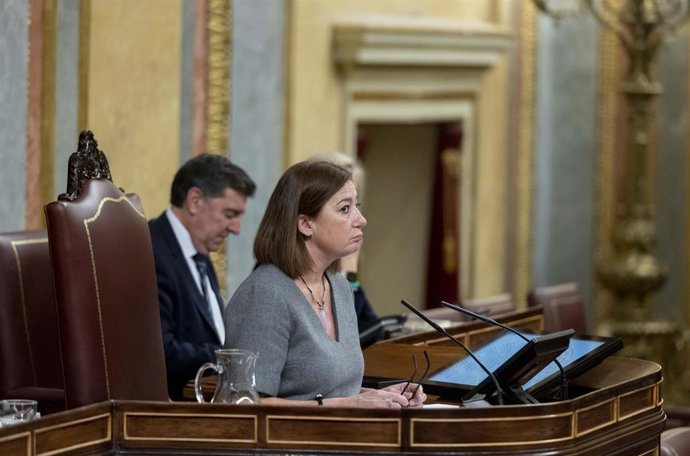 La presidenta del Congreso, Francina Armengol, durante una sesión plenaria, en el Congreso de los Diputados.