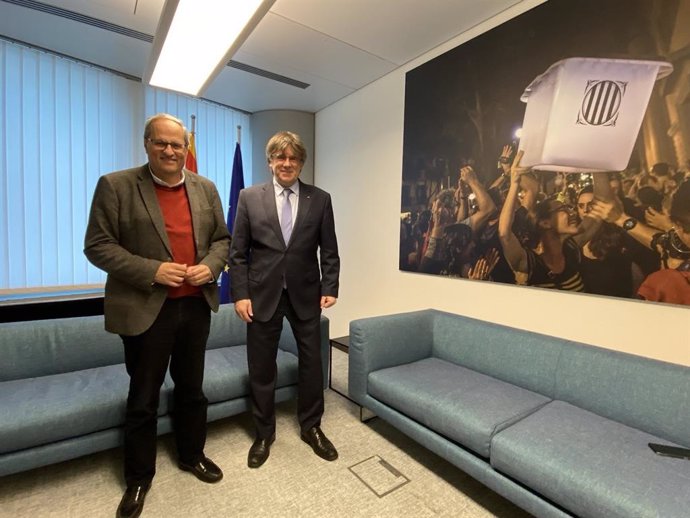 Quim Torra durante su visita a Carles Puigdemont en Bruselas