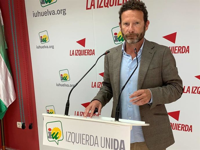 El coordinador de la Oficina Parlamentaria de Sumar en Huelva, David F. Calderón.