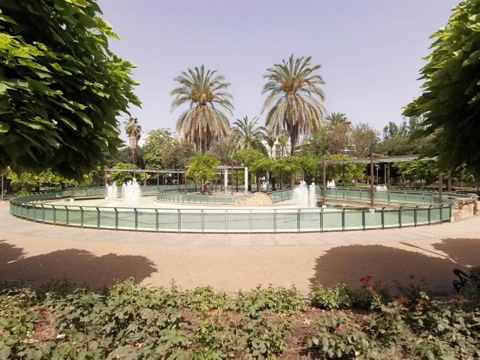 Archivo - Fuente de los Jardines Juan Carlos I en Córdoba.