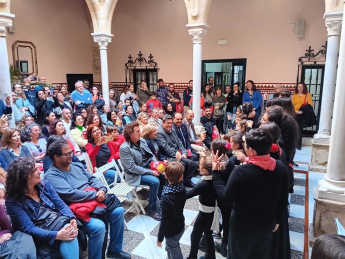 Inauguración de una jornada sobre el baile flamenco en el Centro Andaluz de Documentación del Flamenco, en Jerez de la Frontera (Cádiz).