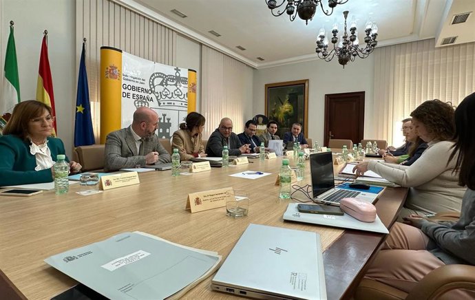 Reunión de la Comisión de Asistencia al subdelegado.