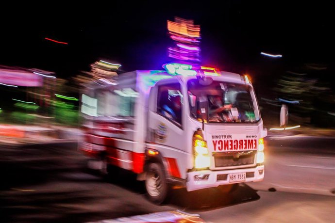 Archivo - Ambulancia en Filipinas (archivo)