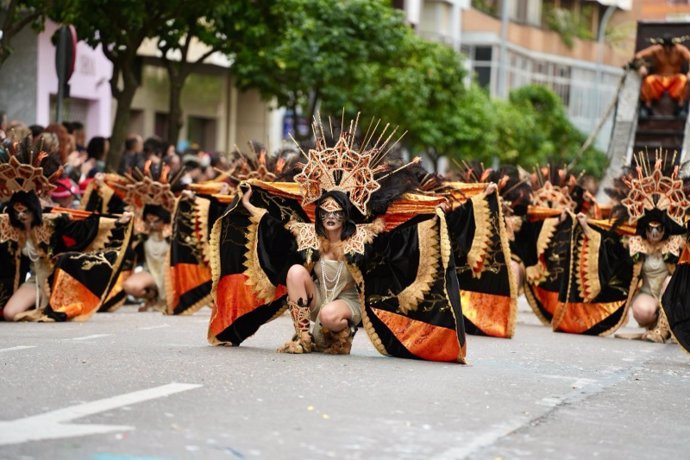 Caribe se hace con el primer premio del Gran Desfile del Carnaval de Badajoz 2024.