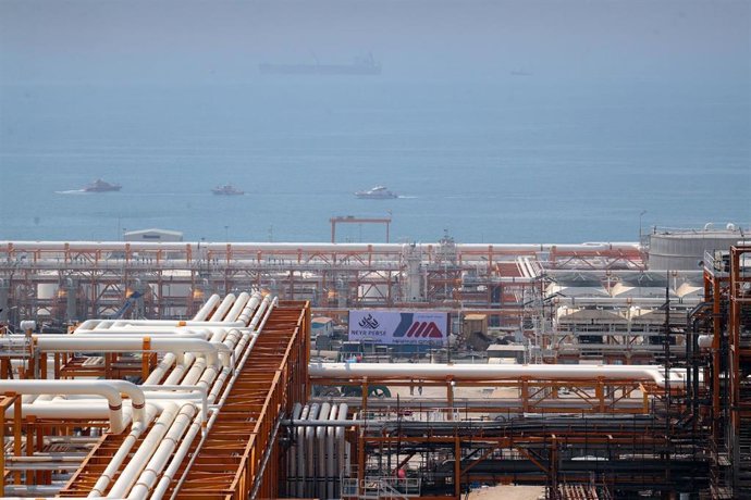 Archivo - Fotografía de archivo del yacimiento de gas natural South Pars-North Dome, en Bushehr (Irán) 