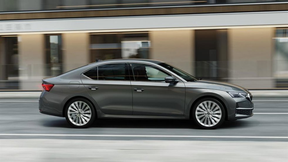 Skoda lanza la cuarta generación de su modelo más vendido, el Octavia, en versión hatchback y familiar.