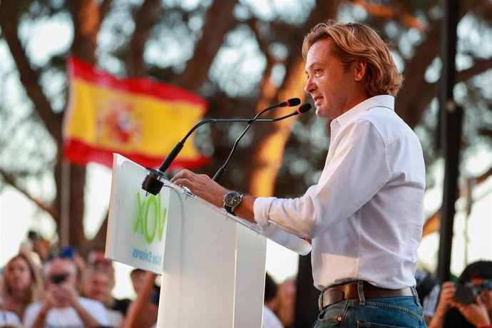 Archivo - El diputado de Vox en el Congreso Jorge Campos.