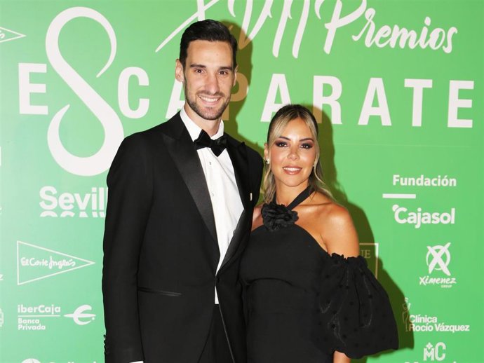 Sergio Rico y Alba Silva esperan su primer hijo