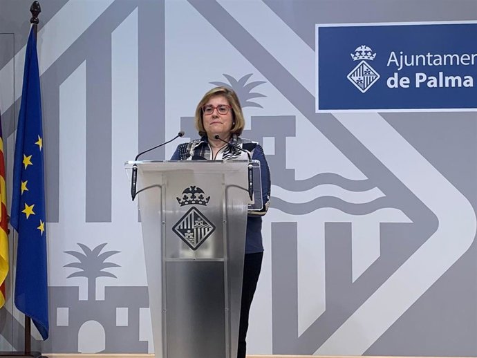 La portavoz del Ayuntamiento de Palma, Mercedes Celeste, en rueda de prensa