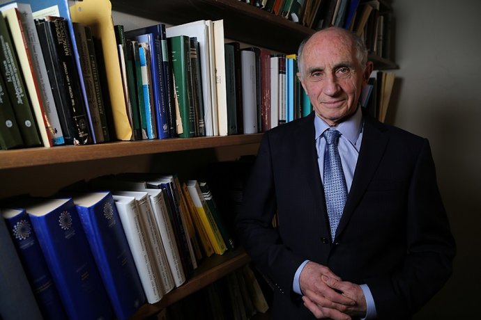 Yakob Eliaashberg, premio Fronteras del Conocimiento de Ciencias Básicas