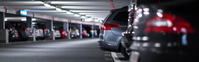 Aparcamiento del aeropuerto de Foronda