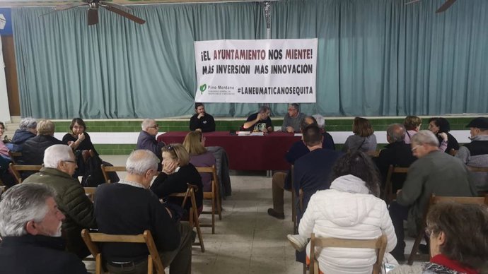 Asamblea vecinal en la zona norte de Sevilla por la supresión de la recogida neumática de basura