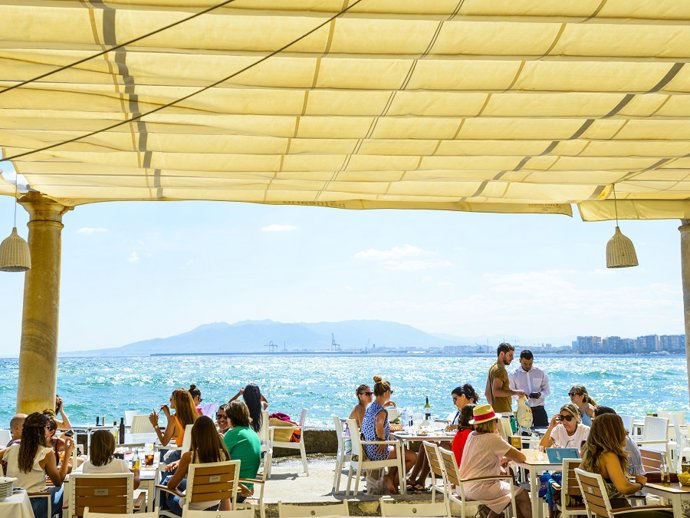 El empleo turístico en la Costa del Sol alcanza el 18% de la ocupación total de la provincia