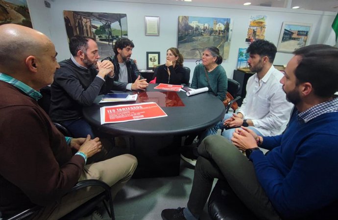 CCOO consigue el apoyo del Ayuntamiento de Camas para unas instalaciones "dignas" para el IES Tartessos.