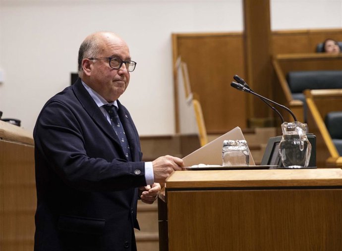 El portavoz parlamentario del PP, Carmelo Barrio