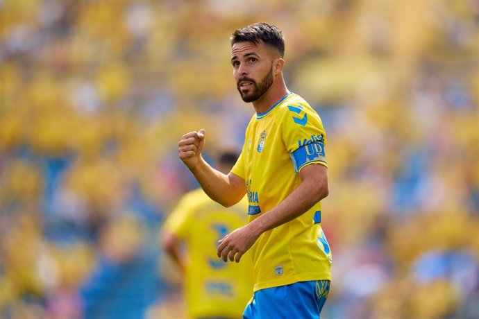 Archivo - El capitán de la UD Las Palmas Kirian Rodríguez, en LaLiga EA Sports 2023-2024. 