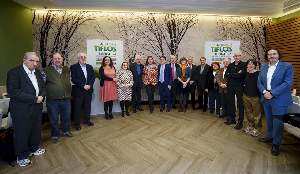 Miembros del jurado de los Premios Tiflos de Literatura.