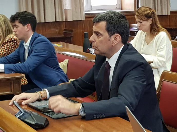 El senador del PP por la Región de Murcia José Ramón Díez de Revenga