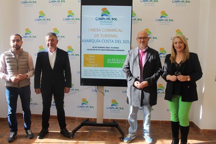 Rueda de prensa de presentación I la Mesa Comarcal del Turismo de la Mancomunidad Axarquía Costa del Sol.