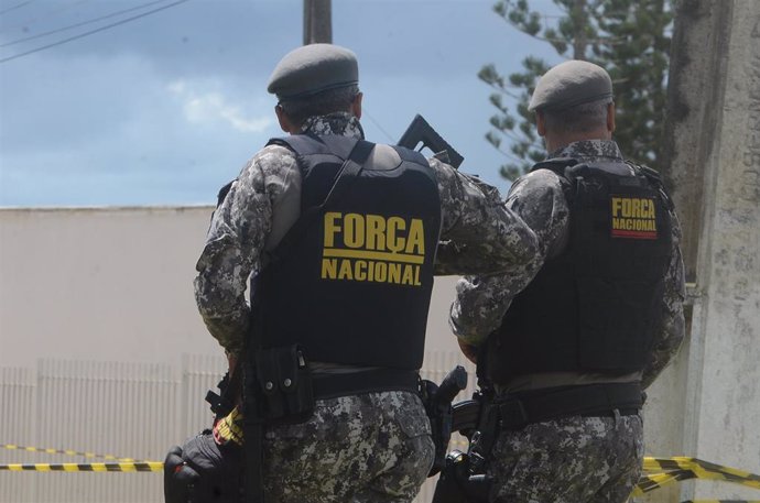 Archivo - Efectivos de las fuerzas de seguridad de Brasil.