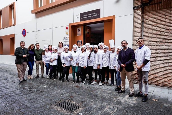 Proyecto que fomenta la inclusión social y laboral de jóvenes de zonas vulnerables de la ciudad, con ayuda del Ayuntamiento de Córdoba y la Fundación Don Bosco.