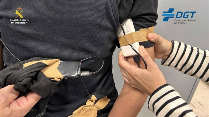 Archivo - Trece personas sancionadas en La Rioja por copiar en el examen del permiso de conducir