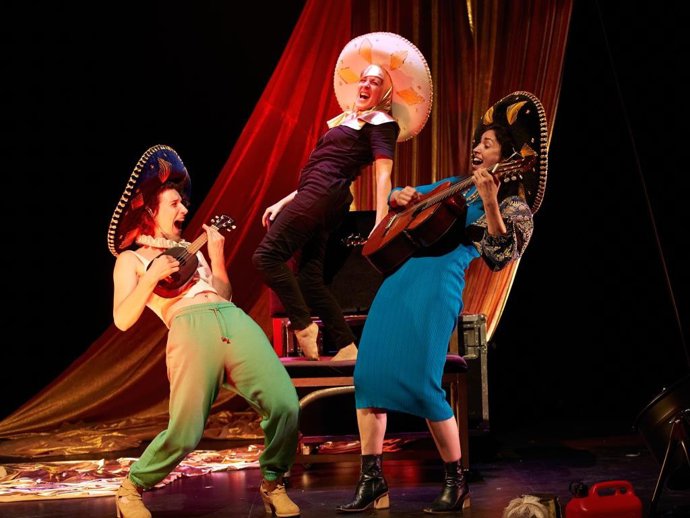 El CCMD acoge el sábado el espectáculo 'Qué mujer prodigio soy', de la compañía Es.Arte.