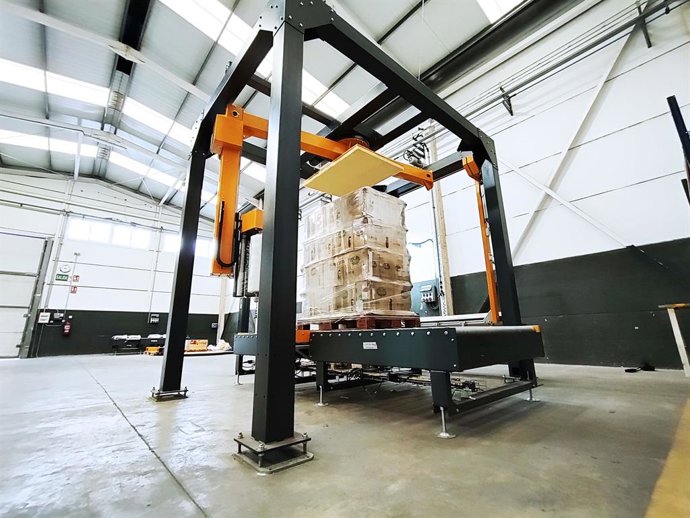 Nueva envolvedora con tecnología modular y mayor eficiencia.