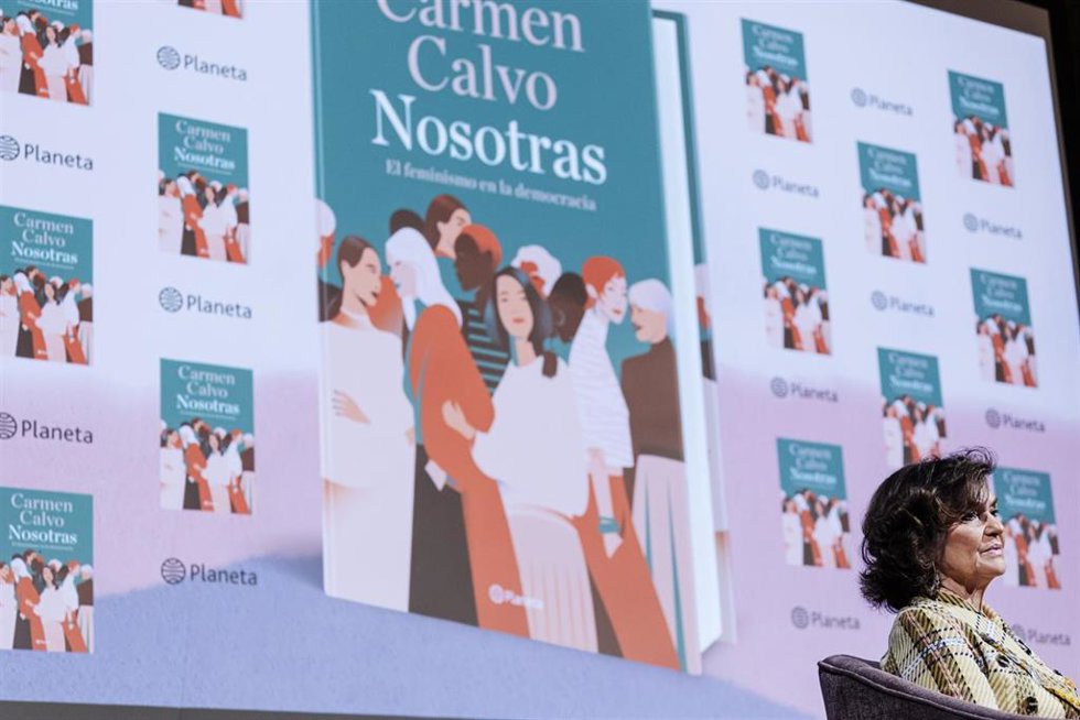 La presidenta del Consejo del Estado y exvicepresidenta del Gobierno, Carmen Calvo, durante la presentación de su libro Nosotras, en el Ateneo de Madrid.