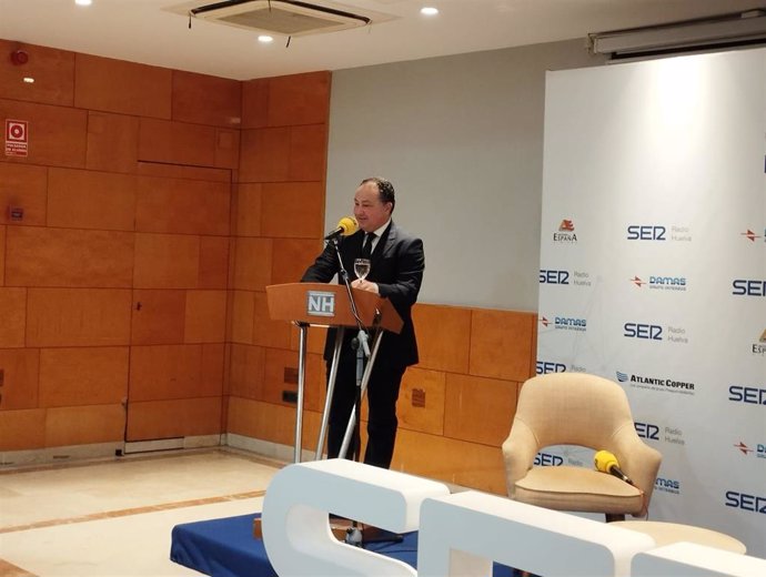El presidente de la Diputación de Huelva, David Toscano, en los Encuentros SER.