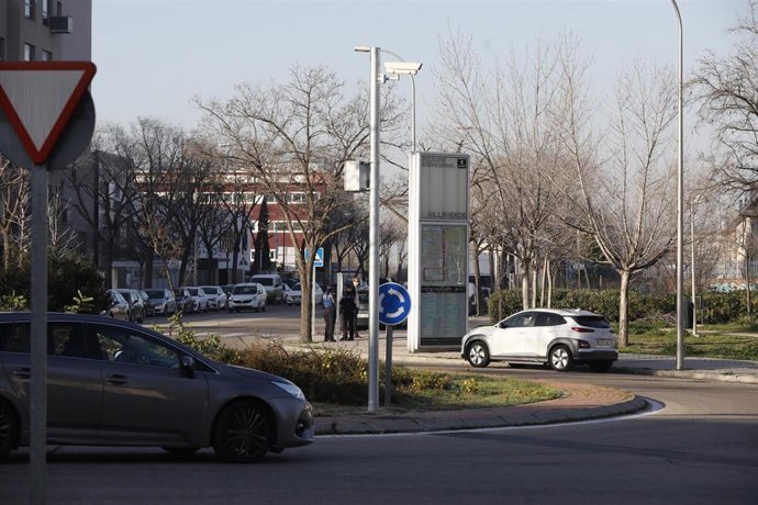 Archivo - Cámaras de videovigilancia en el polígono industrial de Marconi, en Madrid.