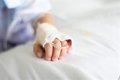 Experto defiende la protonterapia para tratar a los niños con cáncer: "Tiene menos efectos secundarios"