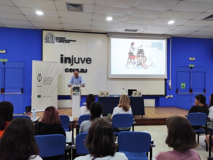 Escuela de Jóvenes Escritores que organiza el Centro Andaluz de las Letras.