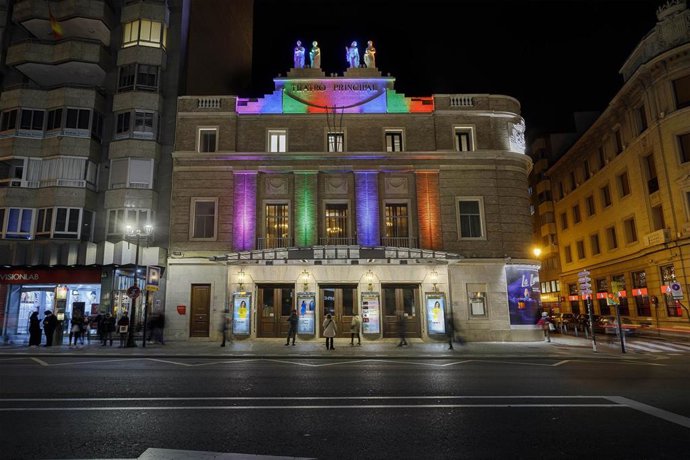 Archivo - Fachada del Teatro Principal