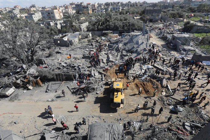 Escombros tras un ataque israelí sobre la Franja de Gaza