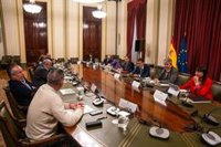 Las asociaciones agrarias mantienen las movilizaciones tras reunirse con el Gobierno